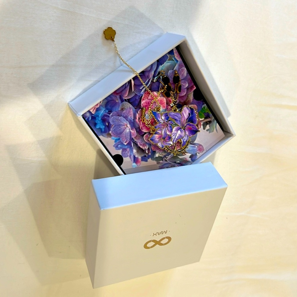 Women Iris Elegance Brooch